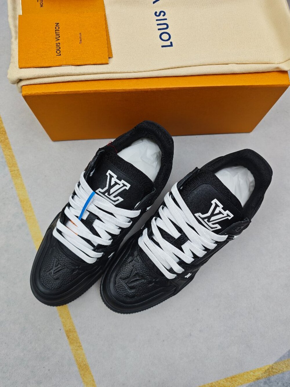 **Louis Vuitton LV Trainer Sneaker, Black Leather Low-Top Shoes**